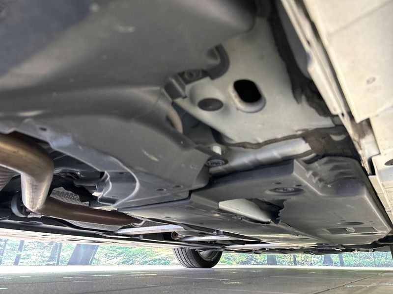 2019 Toyota Prius DAA-ZVW51 (UW-6a33612f475a7)[23]