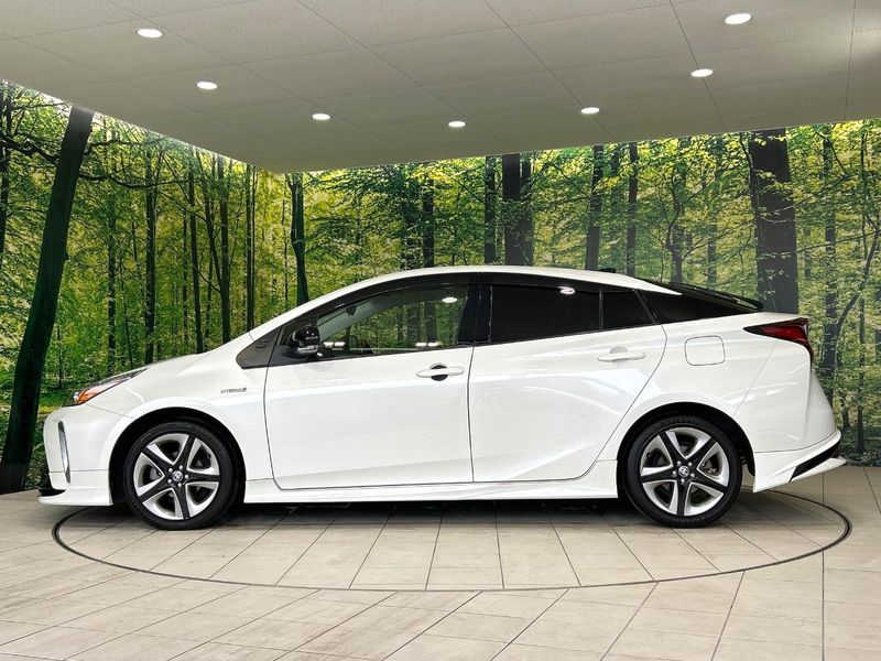 2019 Toyota Prius DAA-ZVW51 (UW-6a33612f475a7)[6]
