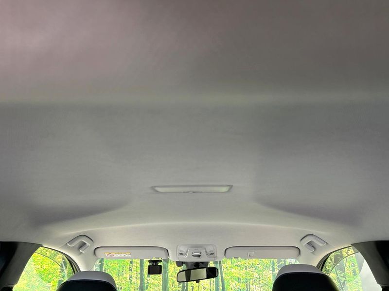 2019 Toyota Prius DAA-ZVW51 (UW-6a33612f475a7)[28]