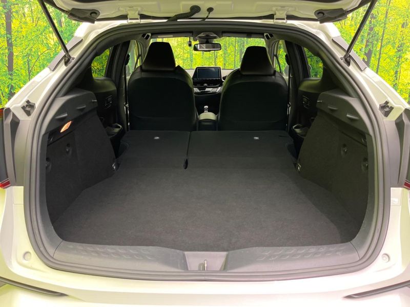 2018 Toyota C-HR DAA-ZYX10 (UW-6a336141406c4)[13]