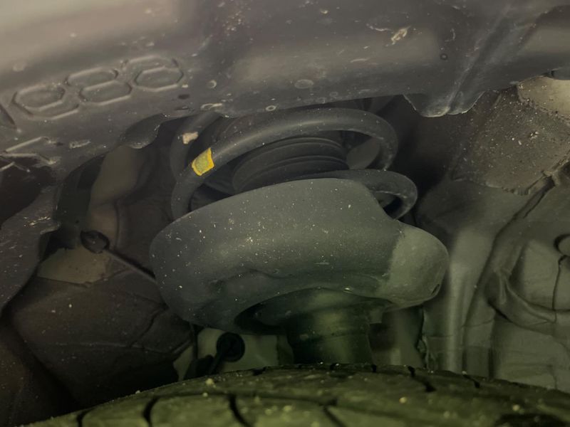 2018 Toyota C-HR DAA-ZYX10 (UW-6a336141406c4)[6]