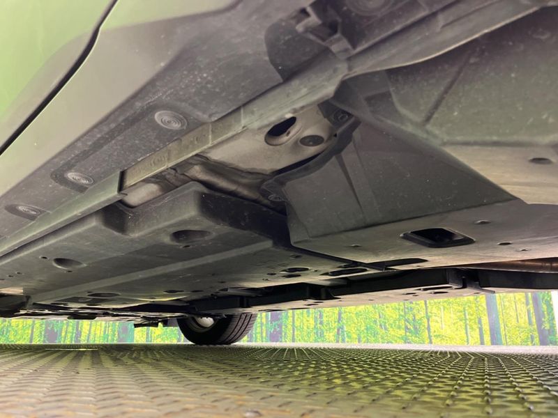 2018 Toyota C-HR DAA-ZYX10 (UW-6a336141406c4)[19]
