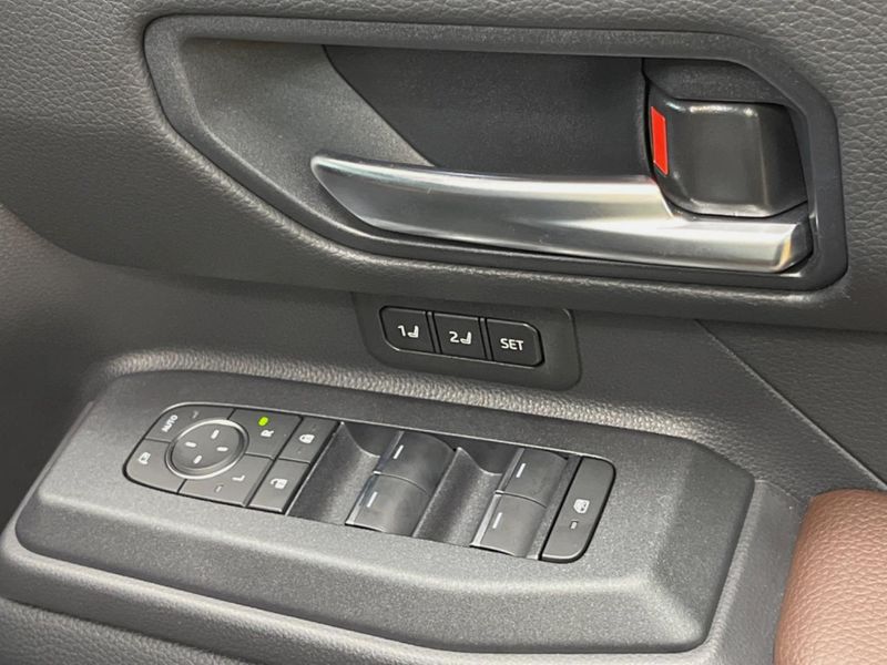 2025 Toyota Land Cruiser 250 3DA-GDJ250W (UW-6a34b269e7f13)[14]