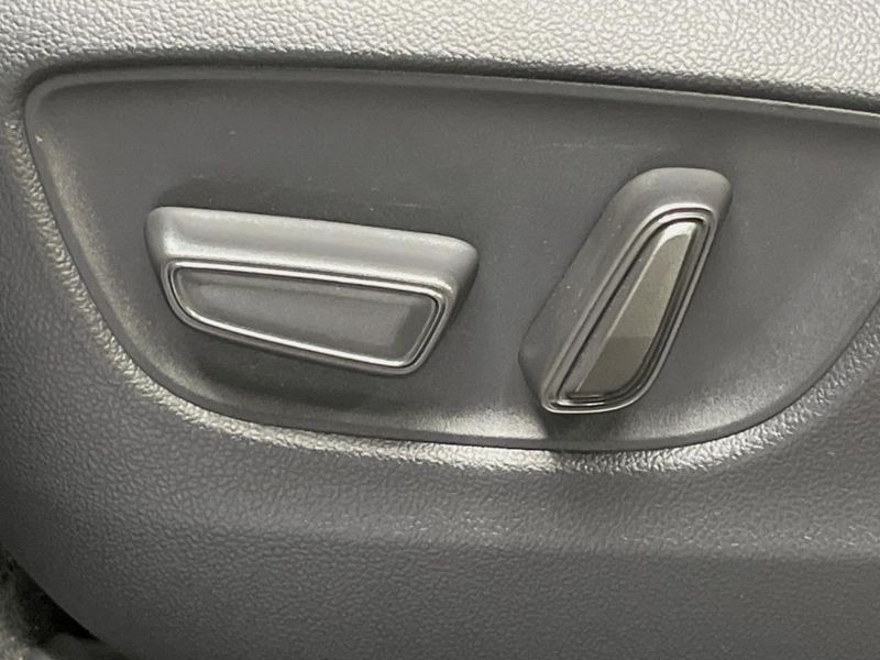 2025 Toyota Land Cruiser 250 3DA-GDJ250W (UW-6a34b269e7f13)[5]