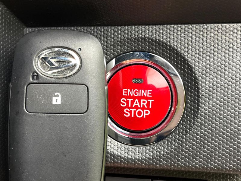 2020 Daihatsu Taft 5BA-LA900S (UW-6a34b31f2175a)[10]