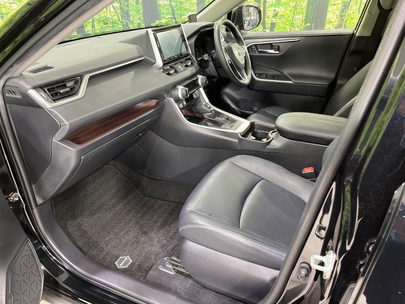 2019 Toyota RAV4 6BA-MXAA54 (UW-6a34b368831e4)[17]