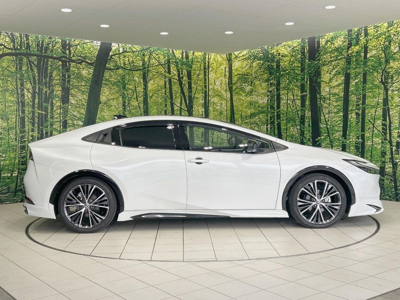 2024 Toyota Prius 6AA-MXWH60 (UW-6a34b386d90e3)[18]