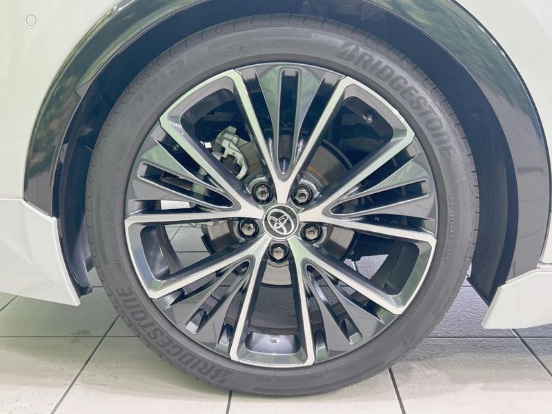 2024 Toyota Prius 6AA-MXWH60 (UW-6a34b386d90e3)[14]