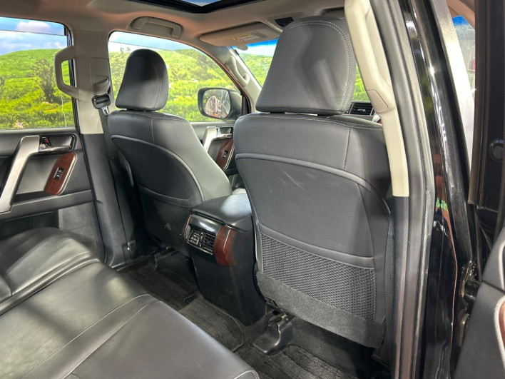 2014 Toyota Land Cruiser Prado CBA-TRJ150W (UW-6a34b3d25dbc1)[24]