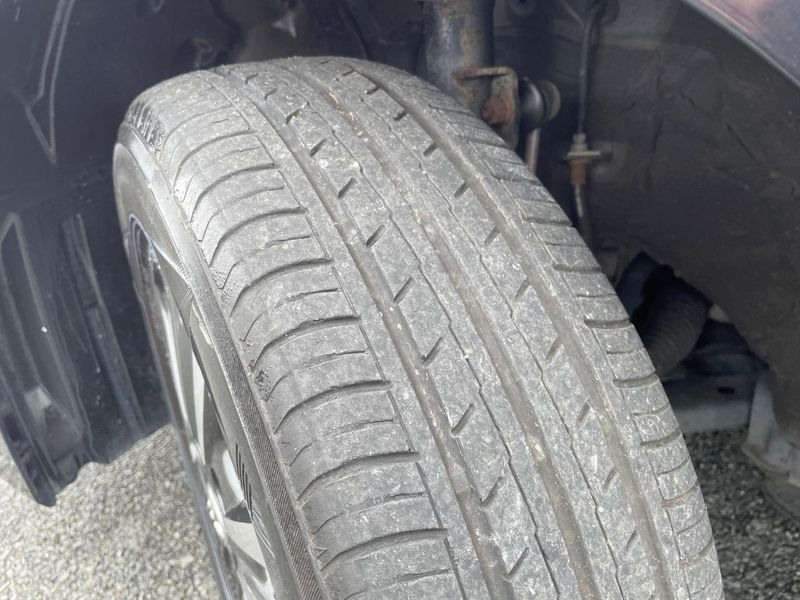 2018 Toyota Esquire DBA-ZRR80G (UW-6a34b40ed7f82)[12]