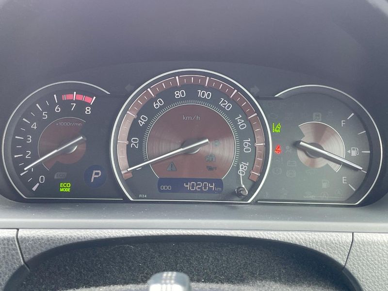 2018 Toyota Esquire DBA-ZRR80G (UW-6a34b40ed7f82)[2]