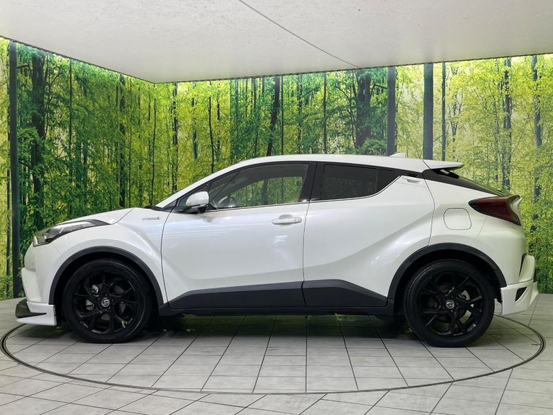 2019 Toyota C-HR DAA-ZYX10 (UW-6a34b440bfc00)[11]