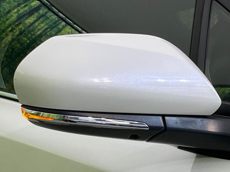 2019 Toyota C-HR DAA-ZYX10 (UW-6a34b440bfc00)[19]
