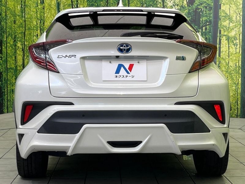 2019 Toyota C-HR DAA-ZYX10 (UW-6a34b440bfc00)[9]