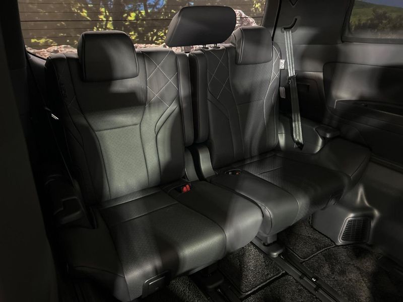 2025 Toyota Vellfire Hybrid 6AA-AAHH40W (UW-6a36036fad3eb)[22]