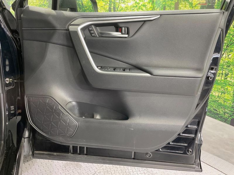 2021 Toyota RAV4 6AA-AXAH54 (UW-6a36039293d83)[25]