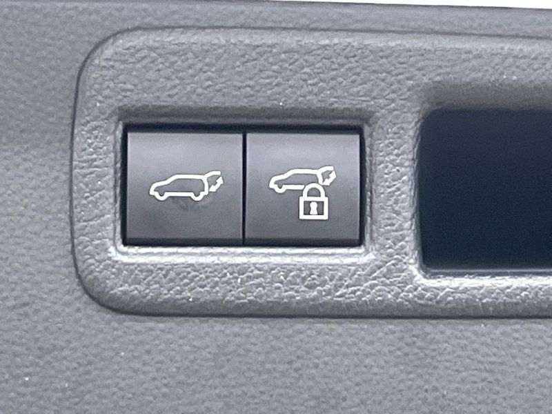 2023 Toyota Harrier Hybrid 6AA-AXUH80 (UW-6a36039923e55)[19]