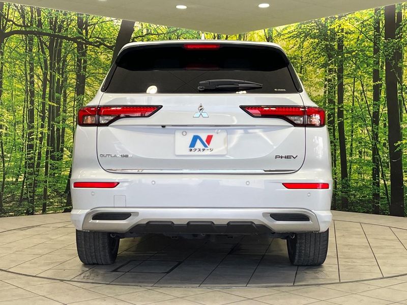 2023 Mitsubishi OUTLANDER PHEV 5LA-GN0W (UW-6a3604006eba5)[29]