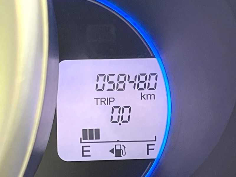2017 Honda N-BOX CUSTOM DBA-JF1 (UW-6a3604380d854)[2]