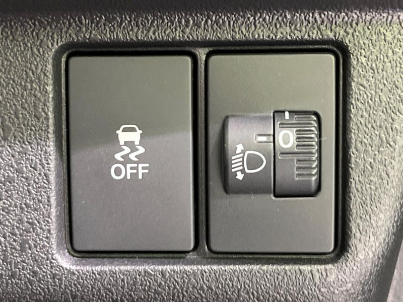 2023 Honda N-BOX CUSTOM 6BA-JF6 (UW-6a360459c48dc)[22]