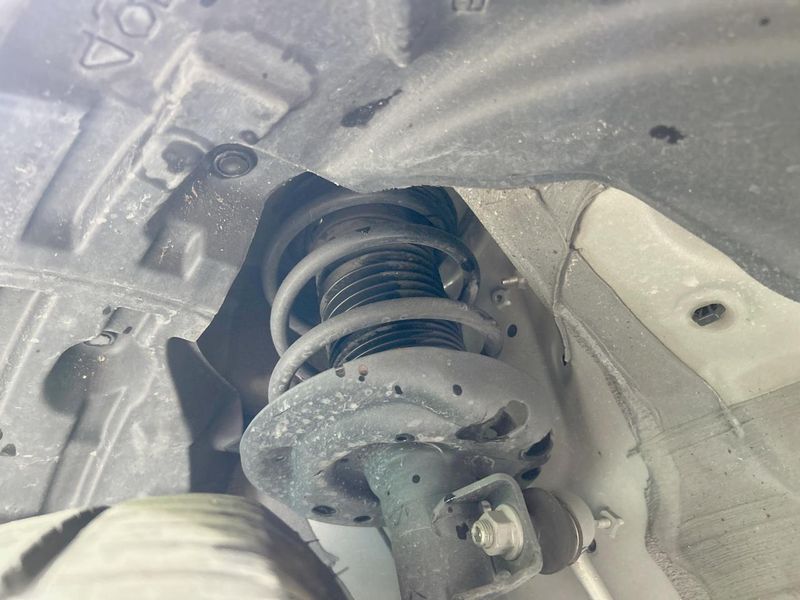 2024 Toyota Aqua 6AA-MXPK11 (UW-6a36050578a3b)[14]