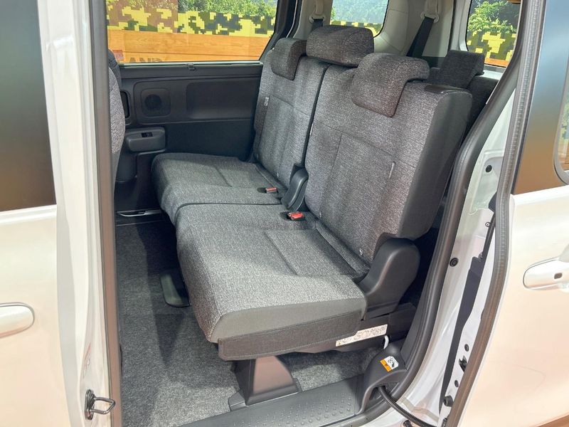 2026 Toyota Sienta 6AA-MXPL10G (UW-6a36050a6d8ff)[22]