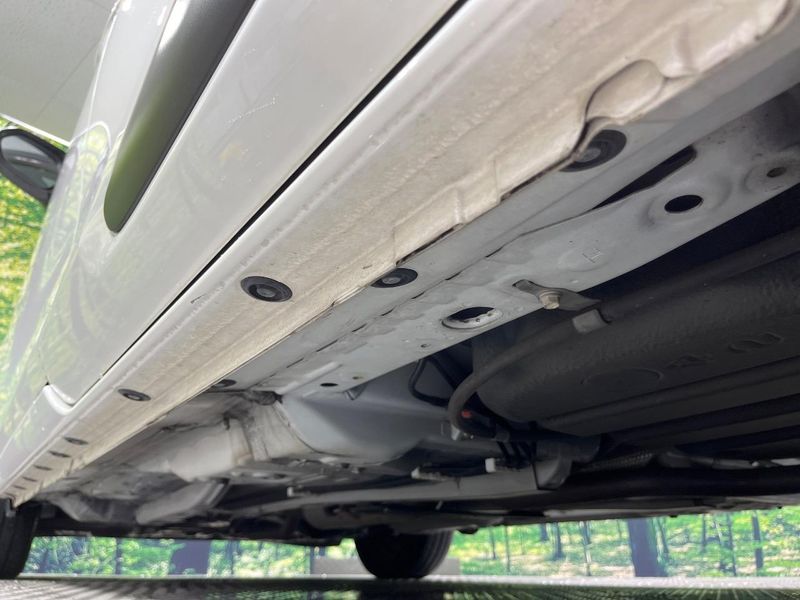 2016 Toyota Sienta DBA-NSP170G (UW-6a36053648338)[9]
