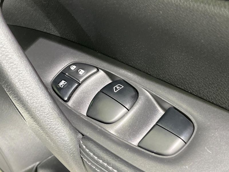2014 Nissan X-Trail DBA-NT32 (UW-6a36053a56aa2)[11]