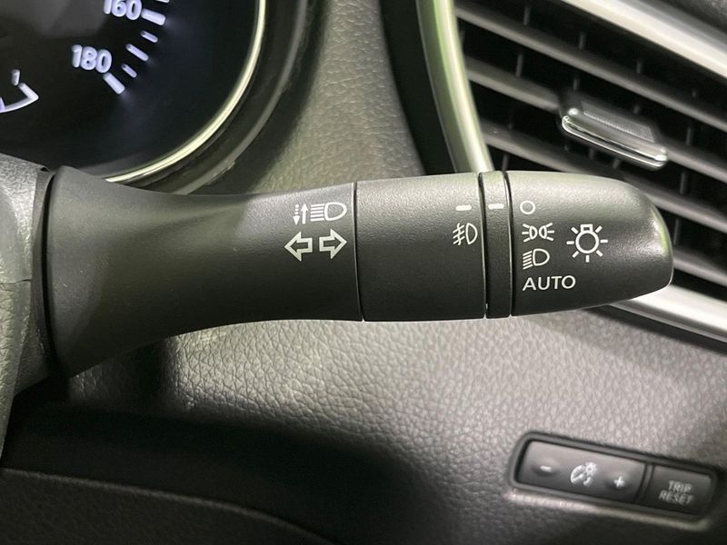 2014 Nissan X-Trail DBA-NT32 (UW-6a36053a56aa2)[27]