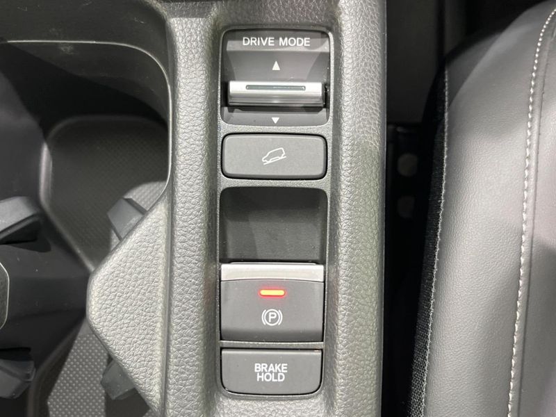 2021 Honda Vezel 6AA-RV6 (UW-6a36055674542)[23]