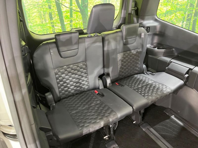 2024 Toyota Voxy 6AA-ZWR90W (UW-6a3605cff0607)[22]