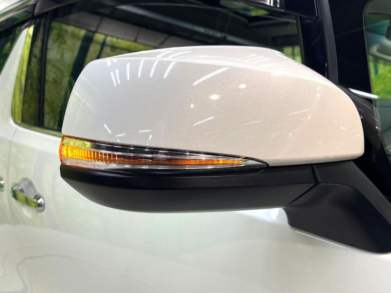 2022 Toyota Alphard 3BA-AGH30W (UW-6a3754d7e2b20)[15]