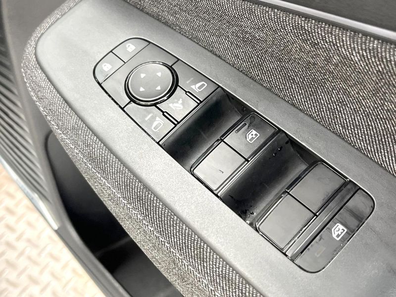 2021 Nissan Aura 6AA-FE13 (UW-6a37553abc8e0)[29]