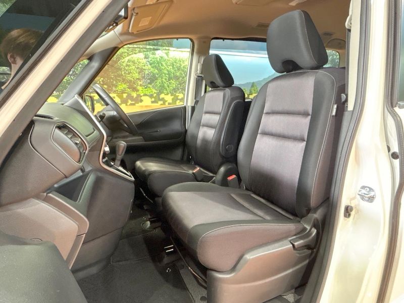 2017 Nissan Serena DAA-GFC27 (UW-6a37554a601f0)[25]