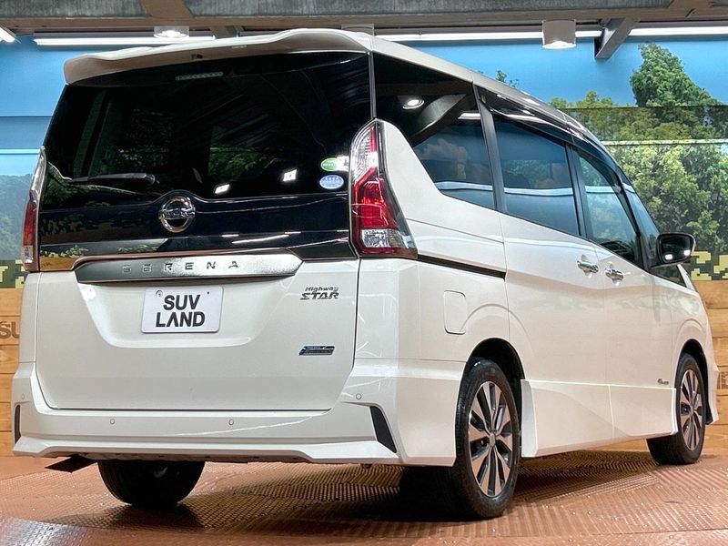 2017 Nissan Serena DAA-GFC27 (UW-6a37554a601f0)[14]