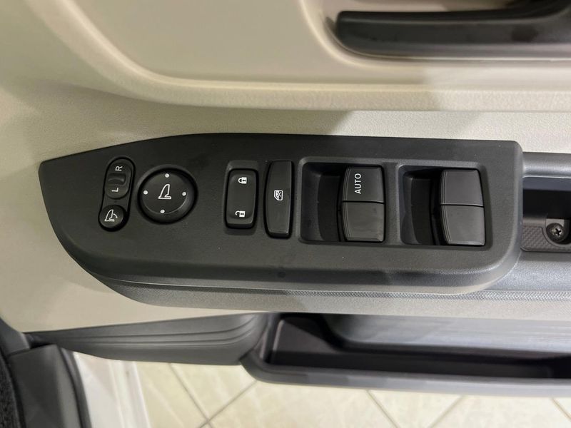 2025 Honda N-BOX 6BA-JF5 (UW-6a3755a2d985c)[18]