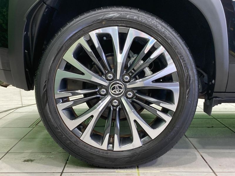 2021 Toyota Yaris Cross 6AA-MXPJ10 (UW-6a37565259e9c)[19]