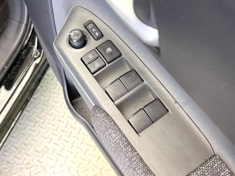 2024 Toyota Sienta 6AA-MXPL10G (UW-6a37565f60998)[20]