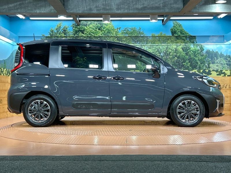 2025 Toyota Sienta 6AA-MXPL10G (UW-6a37565fd847d)[17]