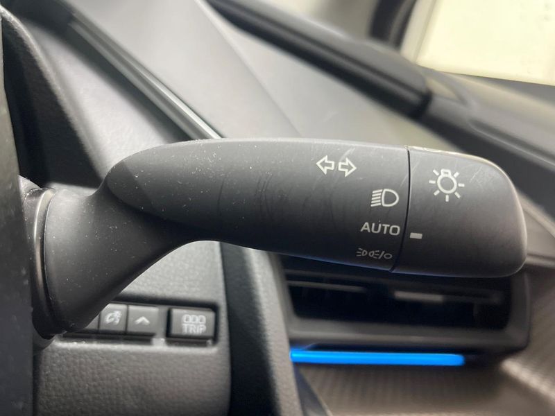2024 Toyota Prius 6AA-MXWH60 (UW-6a37566bd3ddb)[14]