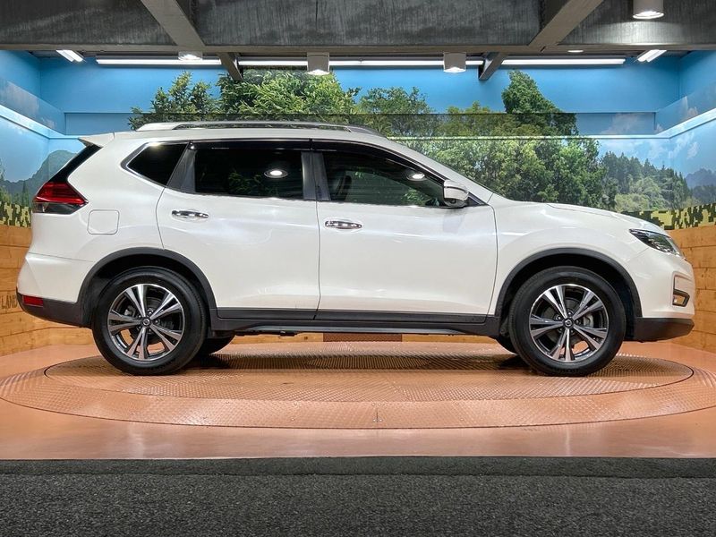 2018 Nissan X-Trail DBA-NT32 (UW-6a37568f4a3a2)[17]