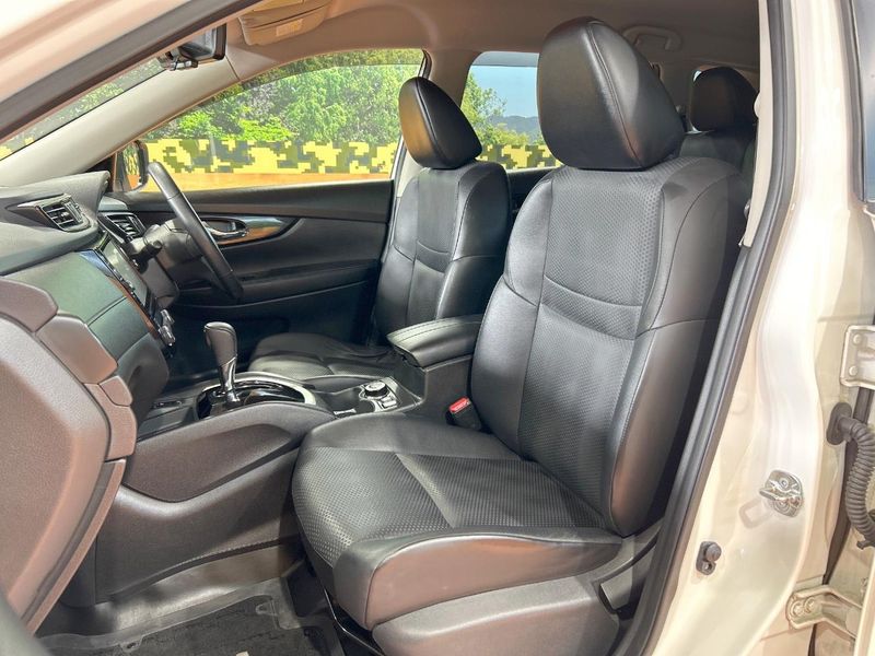 2018 Nissan X-Trail DBA-NT32 (UW-6a37568f4a3a2)[29]