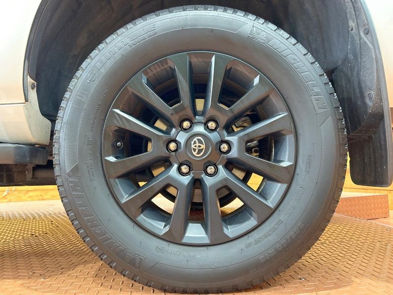 2023 Toyota Land Cruiser Prado 3BA-TRJ150W (UW-6a3756bb1e2e5)[14]