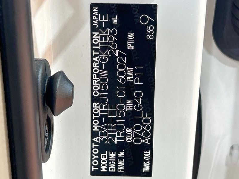 2023 Toyota Land Cruiser Prado 3BA-TRJ150W (UW-6a3756bb1e2e5)[1]