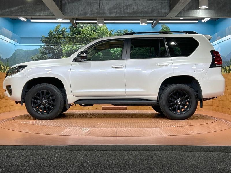 2023 Toyota Land Cruiser Prado 3BA-TRJ150W (UW-6a3756bb1e2e5)[18]