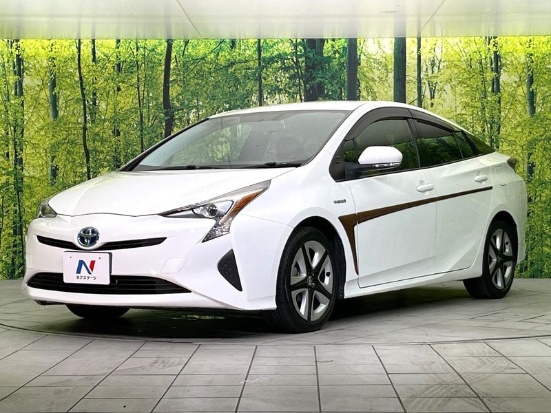 2016 Toyota Prius DAA-ZVW50 (UW-6a3756f9abc73)[12]