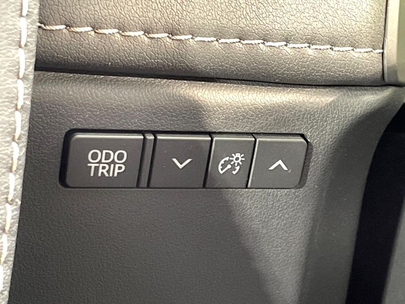 2024 Toyota Alphard Hybrid 6AA-AAHH40W (UW-6a3b4988465eb)[19]