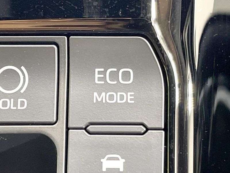 2026 Toyota Alphard Hybrid 6AA-AAHH40W (UW-6a3b498a72124)[24]