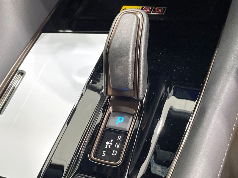 2026 Toyota Alphard Hybrid 6AA-AAHH40W (UW-6a3b498a72124)[21]