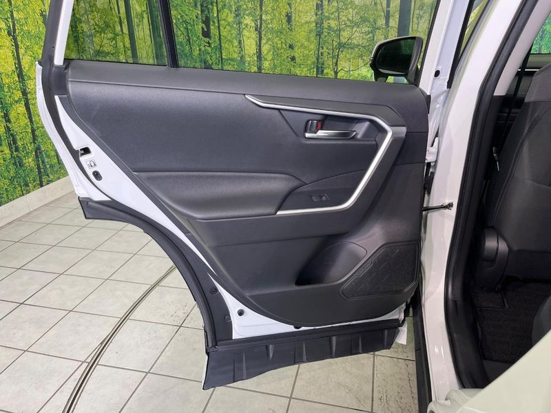 2020 Toyota RAV4 6AA-AXAH52 (UW-6a3b49adca984)[8]